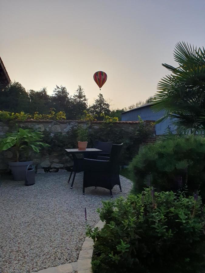 Bed and Breakfast Le Coeur De La Petite Cisse Monteaux Екстер'єр фото